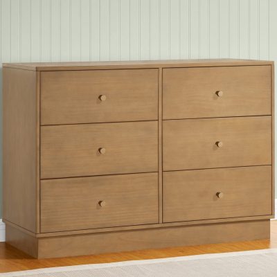 James 6 Drawer Dresser with Interlocking Drawers