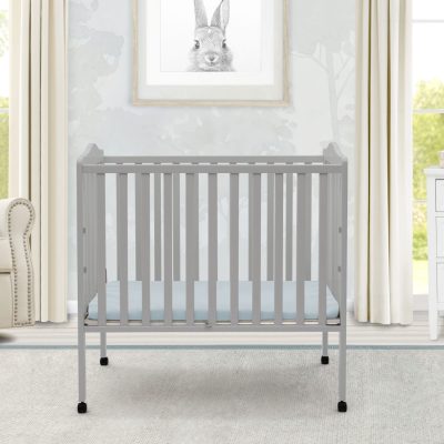 Folding Portable Mini Baby Crib with 1.5-inch Mattress