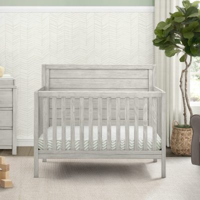 Cambridge 4-in-1 Convertible Crib